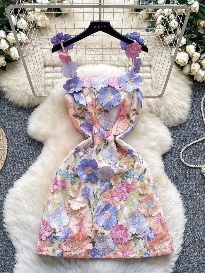 Vestido corto floral con lazo